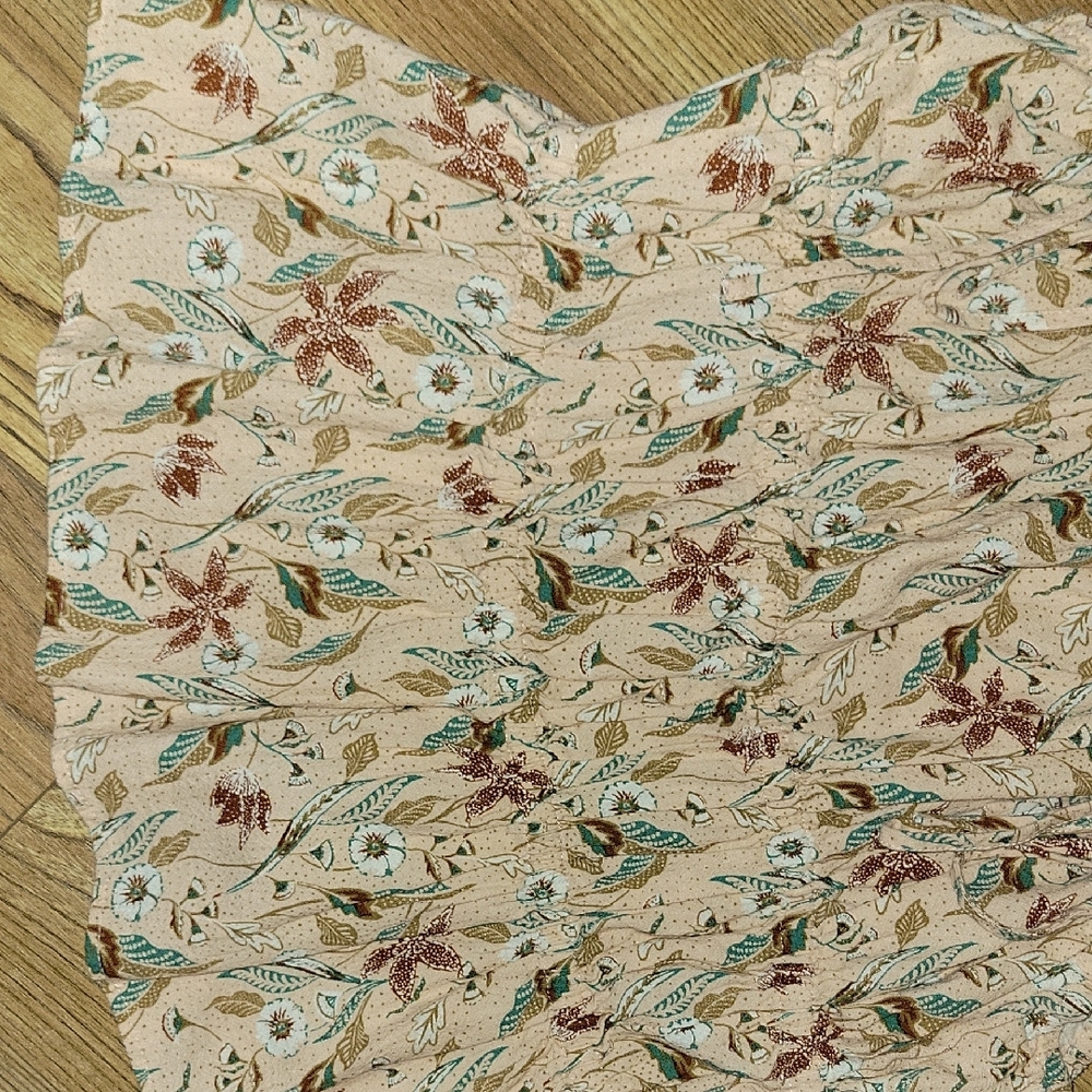 Universal Thread Ruched Camisole - Picture 4 of 5